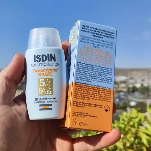 ضد آفتاب ایزدین SPF50 مدل فیوژن واتر مجیک 50 میل | ISDIN Fusion Water Magic SPF50- سم7شاپ-sam7shop.ir