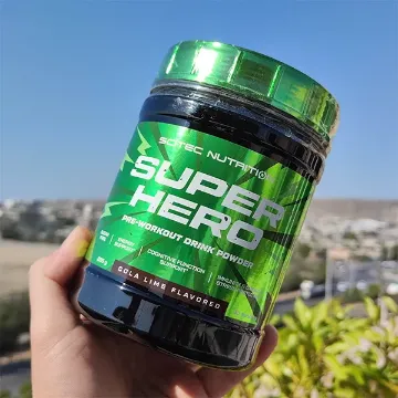 پمپ سوپر هیرو سایتک نوتریشن | Scitec Superhero Pre-Workout Supplement- سم7شاپ-sam7shop.ir